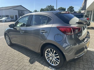 Mazda 2 1.5 Skyactiv-G Luxury  | Leer | Apple/Android | Stoel- en stuurverwarming | PDC | Cruise | ECC | Navi / 14