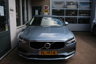 Volvo S90 2.0 T5 Momentum Business Pro / 34