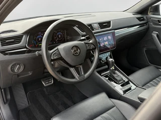 Škoda Superb Combi 1.4 TSI iV Laurin & Klement / 19