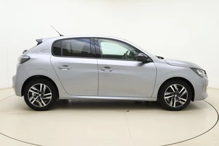 Peugeot 208 1.2T Allure Pack 100pk | Navigatie | Adaptive Cruise Control | Stoelverwarming | Climate Control | Achteruitrijcamera | LED koplampen | 3D Cockpit | 16'' Lichtmetalen velgen | Apple Carplay & Android Auto / 11
