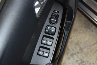 KIA Picanto 1.0 DPi 63pk 4-zits AMT ExecutiveLine AUTOMAAT / 19