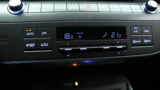 Hyundai Kona Electric Pure Edition 64.8 kWh | Demo | Navigatie | Camera | Cruise control / 31
