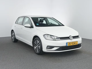Volkswagen Golf 1.0 TSI Comfortline | Clima | Navi | Lm | Carplay / 10