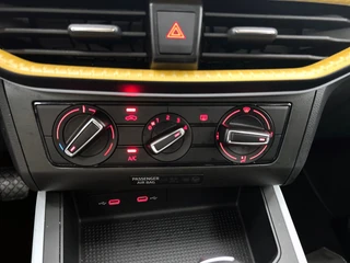 SEAT Arona 1.0 EcoTSI Style Business Connect Automaat Cruise Control | CarPlay | Parkeersensoren achter / 27