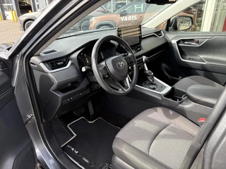 Toyota RAV4 2.5 Hybrid AWD Dynamic TREKHAAK ALL-SEASON STOELVERW PARK-SENSOREN CAMERA APPLE/ANDROID LM-VELGEN DAB+ AD-CRUISE / 12