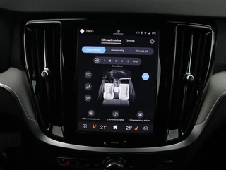 Volvo V60 2.0 T6 Plug-in hybrid AWD Ultra Bright | SOH 99% | Long Range / 19