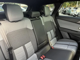 Opel Grandland Electric Business Edition 73 kWh | ECC | Navigatie | Elektrisch glazen panorama-dak | Matrix LED Verlichting | Cruise control | Camera | Winterpakket | 19" LM-Velgen / 19