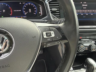 Volkswagen T-Roc 1.5 TSI Sport Business R | Pano | Camera | Keyless | / 13