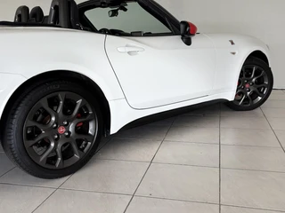 Abarth 124 Spider 1.4 MultiAir Turbo Abarth / 16