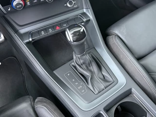 Audi Q3 40 TFSI quattro S Line edition one  - Virtual cockpit - Schuif/kanteldak - Stoelverwarming - Camera - Cruisecontrol - AppleCarplay - Android Auto - Virena Zekerheidspakket 895, - BOVAG Garantie / 32