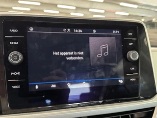 Volkswagen T-Roc 1.5 TSI Goal Edition | Automaat | Stoelverwarming | ACC | Clima | Navi | PDC | Carplay | ( Vestiging - Nieuwegein ) / 24