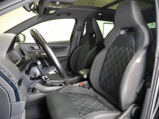 Škoda Karoq 1.5 TSI ACT Greentech 150pk DSG-7 Sportline Business / 17