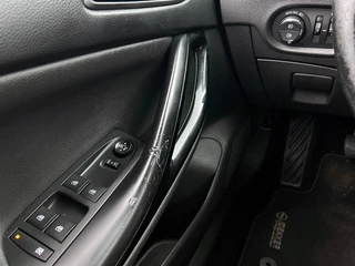 Opel Astra 1.0 Innovation | Cruise Control | Navigatie | Airco | Parkeersensoren | Trekhaak / 30