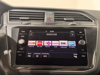 Volkswagen Tiguan 1.4 TSI ACT Highline|CAMERA|CARPLAY| / 17