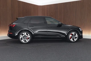 Audi Q8 e-tron 50 quattro 340pk Advanced Edition 95 kWh SOH 100% Camera Memory ACC HUD Stoelverwarming Keyless Navigatie / 11