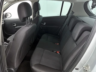 Renault Clio 1.2 TCe Collection 100PK  1e EIGENAAR | DEALER ONDERHOUDEN | AIRCO | CRUISE | NAVI | LM VELGEN / 21