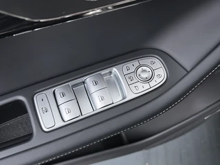 Omoda 5 EV Premium 61 kWh  - Schuif/kantel dak - Adaptieve cruisecontrol - Sfeerverlichting - Apple Carplay - Android Auto 7 Jaar of 150.000km Fabrieksgarantie / 21