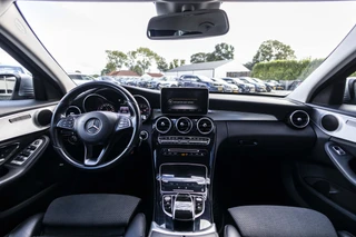 Mercedes-Benz C-Class 180 Prestige  | Camera | LED | Stoelverw. / 21