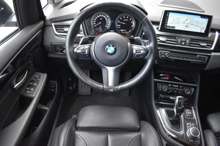 BMW 2-serie Active Tourer 220i HIGH EXE M-PAKKET LEDER NAVI / 32