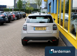 Fiat 600 1.2 Hybrid Urban / 27