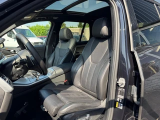 BMW X5 XDRIVE45E M-Sport Bowers & Wilkins Pano Softclose Laser Trekhaak Mooi vol uitgevoerd! / 22