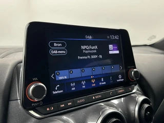 Nissan Juke 1.6 Hybrid Business Design TREKHAAK CARPLAY NAVI ECC 31000 KM. / 33