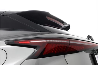 Omoda 5 SHS 1.6 T-GDi SHS-H Premium *DEMO* - Demo voordeel! - Kantel/Schuifdak - Adaptief Cruisecontrol - 18' Lichtmetalen Velgen - Privacy Glass - Stoel/Stuurwiel Verwarming -  7 Jaar Fabrieksgarantie / 37