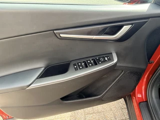 Kia EV6 77.4 kWh  | Afn. Trekhaak | SOH 100% | Half Leder | Adapt. Cruise | Stoel- en stuurverwarming | Apple/Android / 22