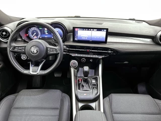 Alfa Romeo Tonale 1.3T PHEV Ti | Camera | Adaptive Cruise | Electrische achterklep | / 11