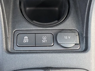 Volkswagen Up! 1.0 BMT high up! | PDC | AIRCO | CRUISE / 21