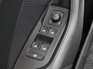 Škoda Octavia Combi 1.0 TSi 110 Pk Business Edition | Stoelverwarming | Adaptive Cruise | Navigatie | CarPlay | 16 Inch | 70.153 Km !! / 20