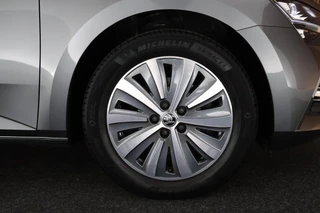 Skoda Superb Combi 1.4 TSI 218pk iV Business Edition Trekhaak Memory Stoelverwarming Virtual Cockpit Navigatie / 54