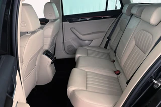 Skoda Superb Combi 1.4 TSI iV Laurin & Klement Leder Stoelventilatie Stoelverwarming Canton / 9