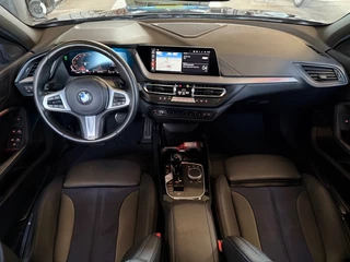 BMW 1 Serie 118I M-Sport Automaat Navi LED 50 Jahre Cruise / 2