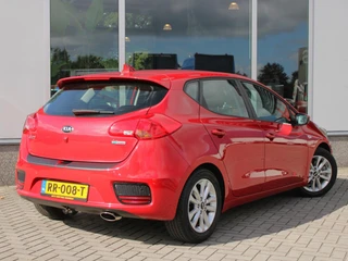 Kia Ceed 1.0 T-GDi ComfortPlusLine Navigator Trekhaak, 2e Eigenaar, Cruise Control, Carplay/Android Auto, Achteruitrijcamera, Airco / 4
