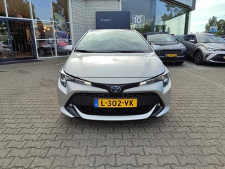 Toyota Corolla Touring Sports 1.8 Hybrid DYNAMIC STOELVERW KEYLESS 17'' LM-VELGEN CLIMA AD-CRUISE APPLE/ANDROID PRIVACY GLASS NL-AUTO CAMERA / 35