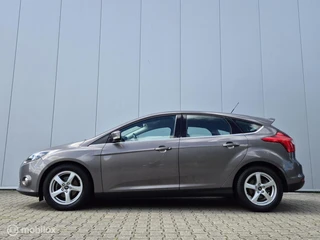 FORD FOCUS 1.0 ECOBOOST TITANIUM/CLIMATE/STOELVERWARMING/KEYLESS/BLUETOOTH / 2