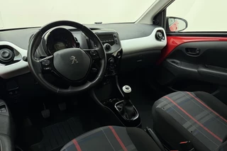 Peugeot 108 1.0 e-VTi Envy 72 PK | Handgeschakeld | 5-Deurs | Airco | Elektrische ramen | Getinte ramen | Radio | USB | AUX | Licht Metalen Velgen | 1e eigenaar / 14