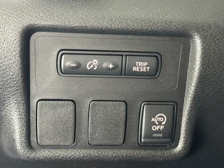 Nissan Micra 0.9 IG-T N-Connecta Navigatie | Cruise Control | Parkeercamera / 26