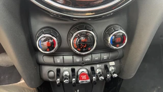 MINI Mini 3-Deurs (f56) 1.5 136pk Cooper l Automaat l Schuifkantel Pano Dak l / 26