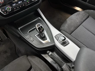 BMW 1-serie M140i xDrive | Stoelverwarming | Cruise Control | Navigatie / 13