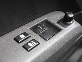 Opel Agila 1.0 Berlin | 1e eigenaar | Trekhaak voor fietsendrager | Dealer onderhouden | Lichtmetalen velgen | Airco | Extra getint glas | Hoge instap / 17
