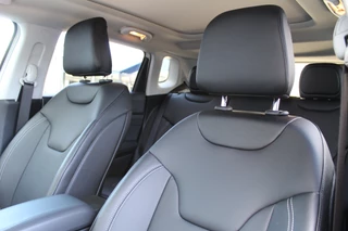 Jeep Compass 4xe 240 Plug-in Hybrid Electric Summit | Panoramadak | Leder | 360 | Stoelverwarming/ventilatie | BLIS / 9