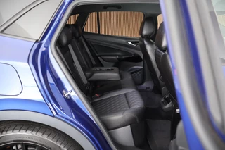 Volkswagen ID.4 First 204pk 77 kWh SOH 91% Leder Stoelverwarming Camera Navigatie / 11