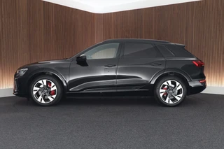 Audi Q8 e-tron 50 quattro 340pk Advanced Edition 95 kWh SOH 100% Camera Memory ACC HUD Stoelverwarming Keyless Navigatie / 8