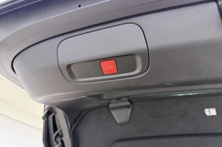 Peugeot 408 1.2 Hybrid 145 e-DCS6 GT | Automaat | Adaptieve cruise control | Stuurverwarming | Elektrisch bedienbare achterklep | Lichtmetalen velgen | Keyless entry en start | Full led / 14