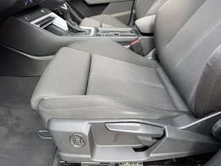Audi Q3 45 TFSI e S edition I INCL. € 850,00 AFL.KOSTEN + BOVAG GARANTIE / 15