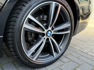 BMW 3 Serie Touring BWJ 2019 330i 252 PK High Executive M-SPORT AUTOMAAT | PANO | LEDER | STOELVERW. | NAVI | CLIMA | CRUISE | FULL LED | 19" LMV | CAMERA | PDC | / 43