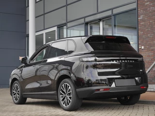 Leapmotor B10 Design ProMax 67.1 kWh | Licht interieur kleur | Navigatie | Rondom camera | 18inch Velgen | Elektrisch bedienbare achterklep | Panoramdak | Stoel verwarming en ventilatie | Stuurverwarming | Uit voorraad leverbaar / 7