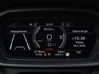Audi Q4 e-tron 40 Launch edition S Competition 77 kWh | Trekhaak | HUD | Warmtepomp | ACC | Matrix LED | Leder | Keyless | Camera | Sonos audio | 20" | Dealeronderhouden / 17